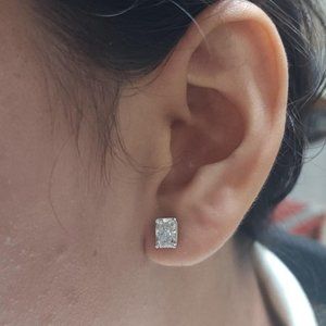 14Kt Gold 2 Ct IGI Certified Lab Grown Radiant Cut Diamond Studs Earrings